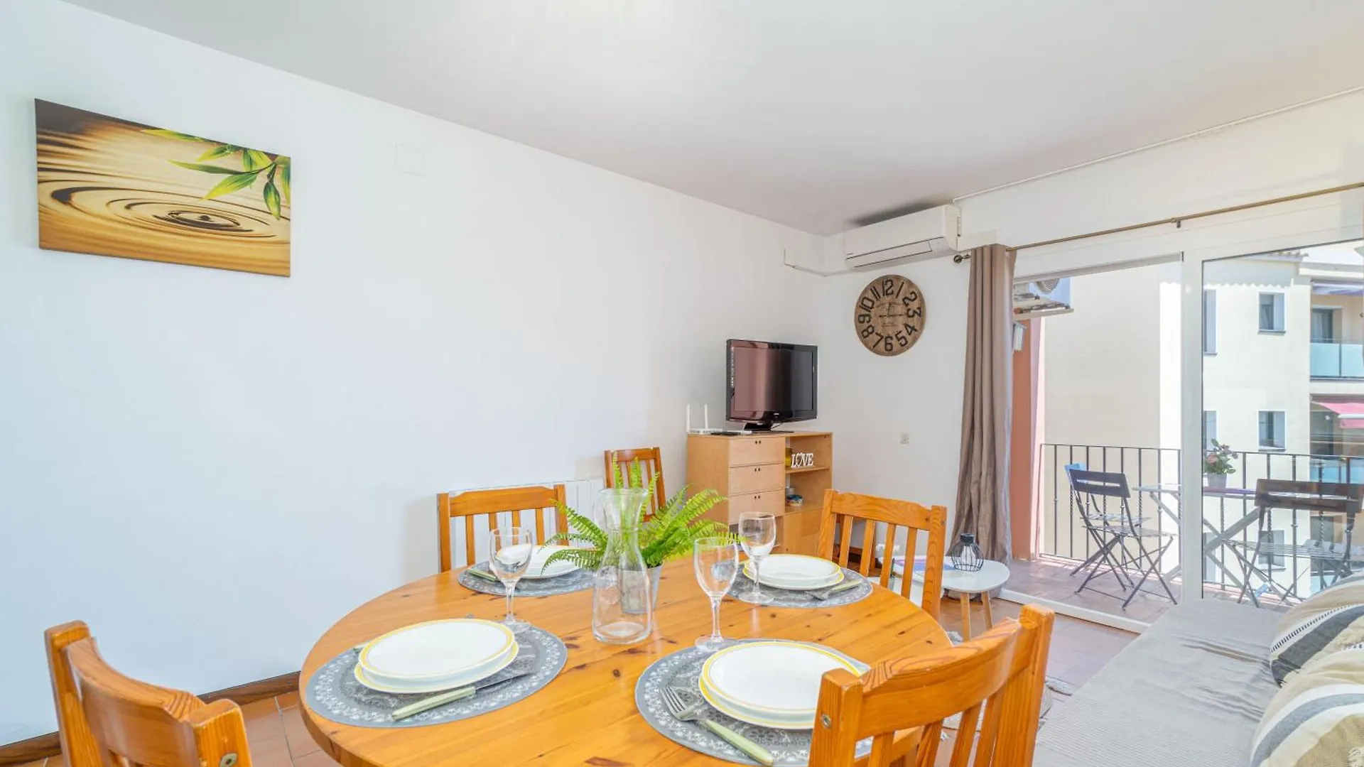 Apart-Rent Apartamento Gran Reserva 0068 Empuriabrava 0*,  Spanje